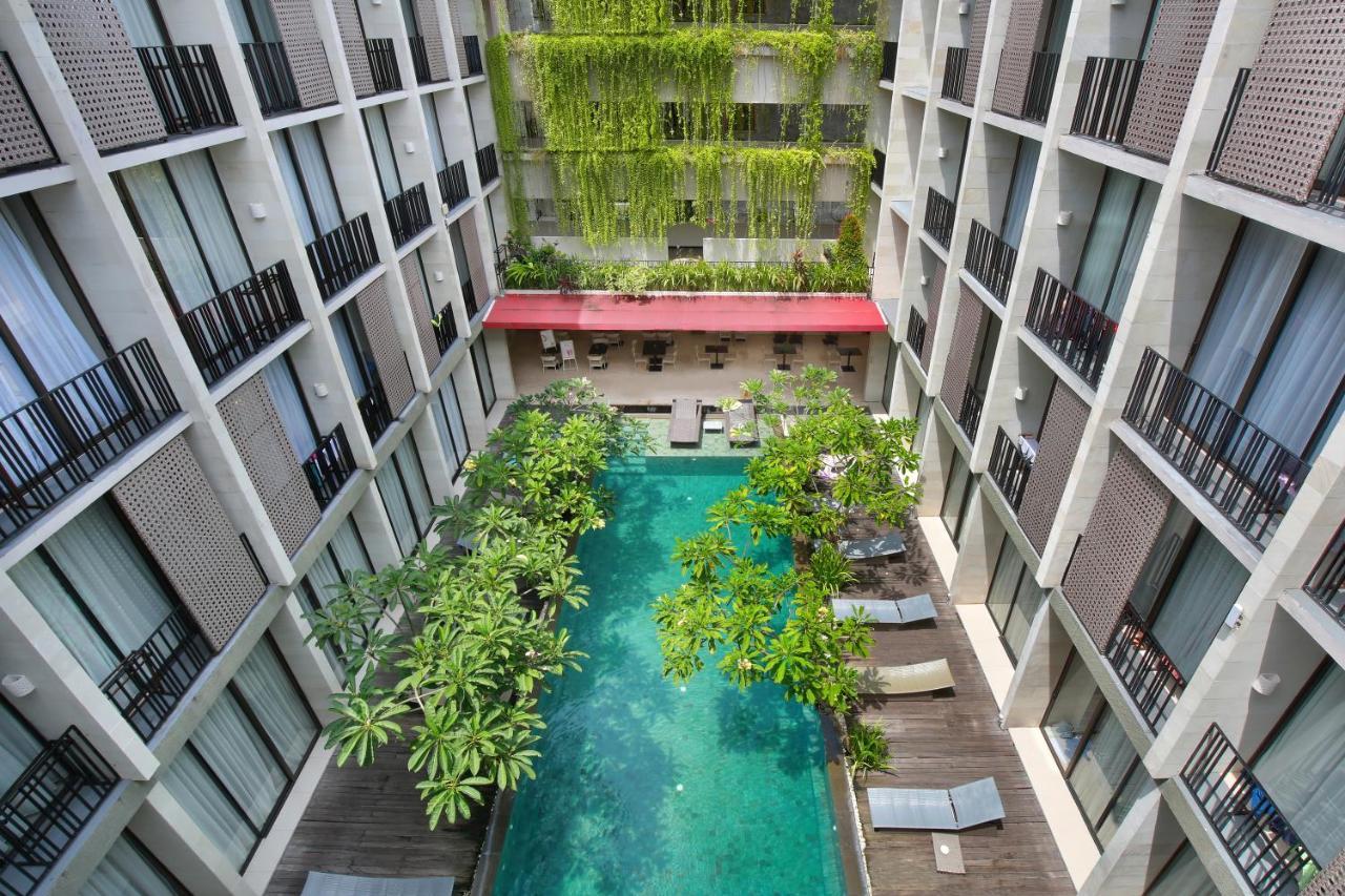 Hotel Terrace At Kuta Легиан Экстерьер фото